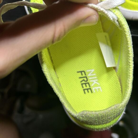 Nike Free 4.0 Flyknit Women's Size 7 Running Shoes Volt White - Picture 10 of 15